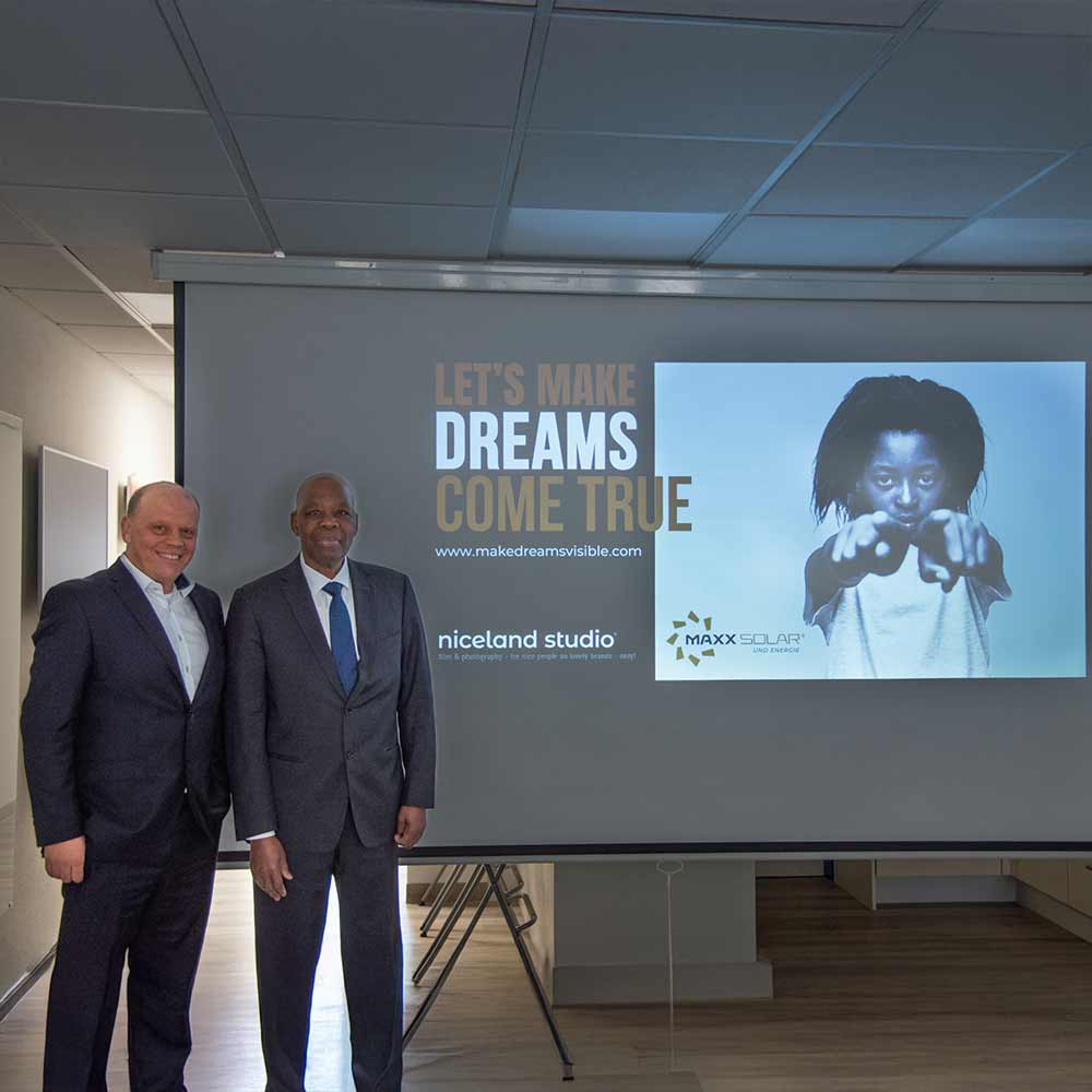 Südafrikanischer Botschafter besucht MAXX SOLAR & ENERGIE